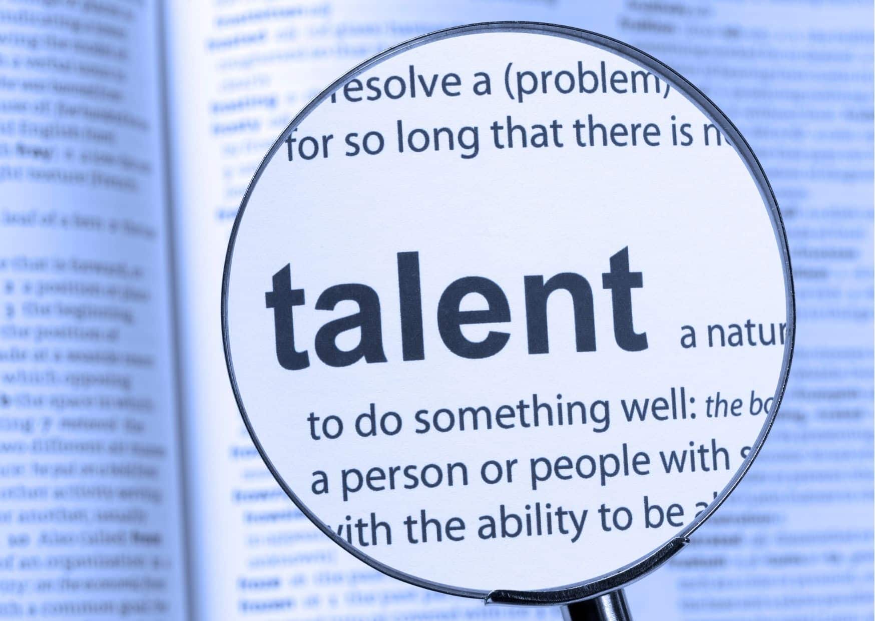 Les recruteurs recherchent des talents en utilisant différents outils, canaux et réseaux.