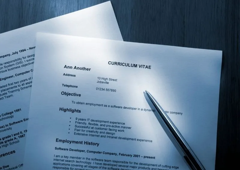 CV et curriculum vitae type d'emploi