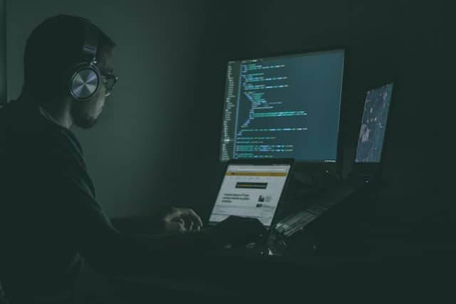 Cybersecurity Engineer in Boston.