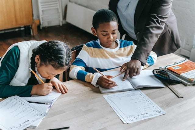 Tuteur dans une école primaire de la ville d'Ottawa