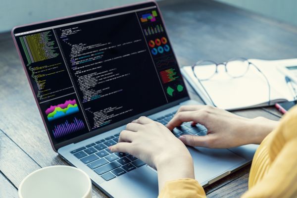 Ingeniero de software de desarrollo de aplicaciones en Dubai