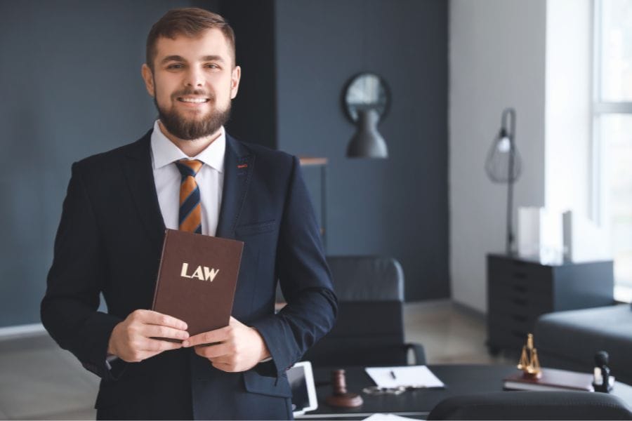 How to find a law job in 2025